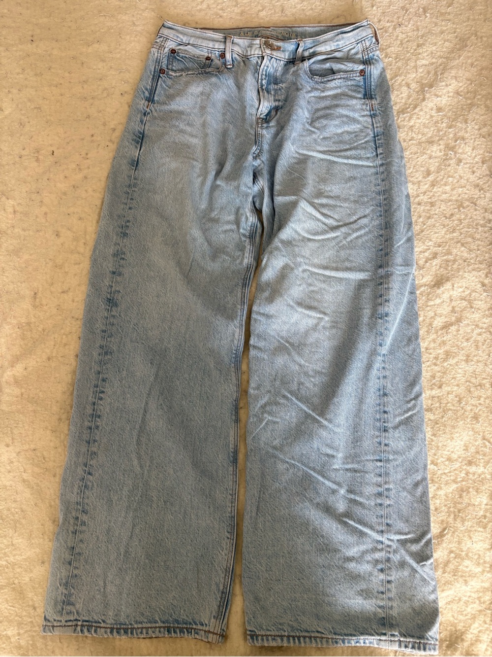 American Eagle Outfitters Light Wash Wide-Leg Jeans